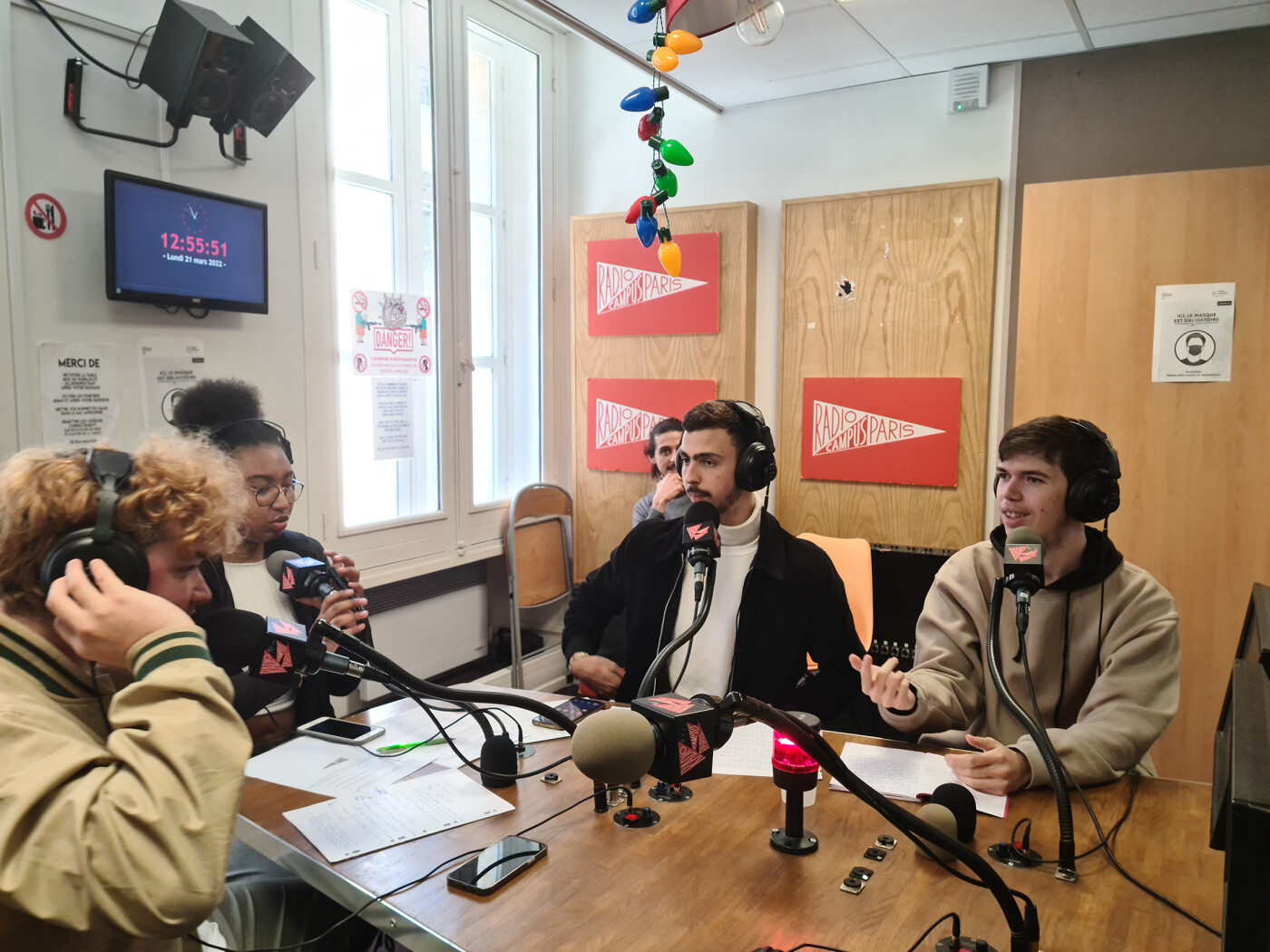 Les Petites Ondes
